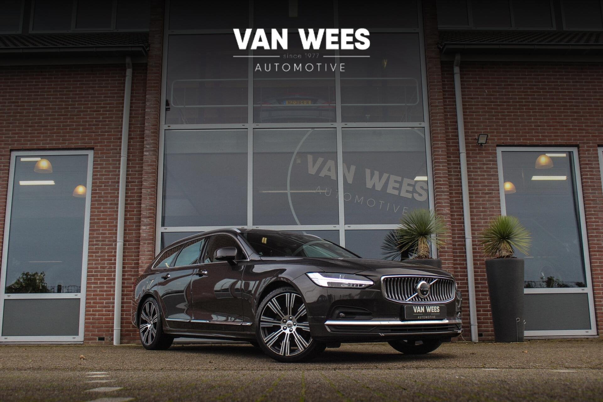 Volvo V90 2.0 B4 Business Pro Inscription| BTW auto | 1e eig, Stof, Euro 6, 4 cilinders, 11 pk