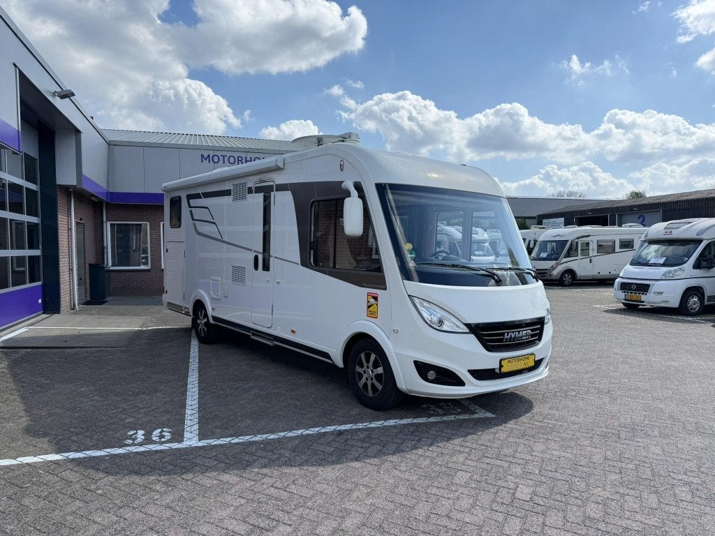 Hymer B678 DL, Caravans en Kamperen, Integraal, Luifel, Ringverwarming, Hymer