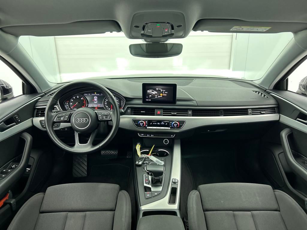 Audi A4 Limousine 1.4 TFSI Sport Lease Edition(NL-auto Deale, Gebruikt, 150 pk, Blauw, A4