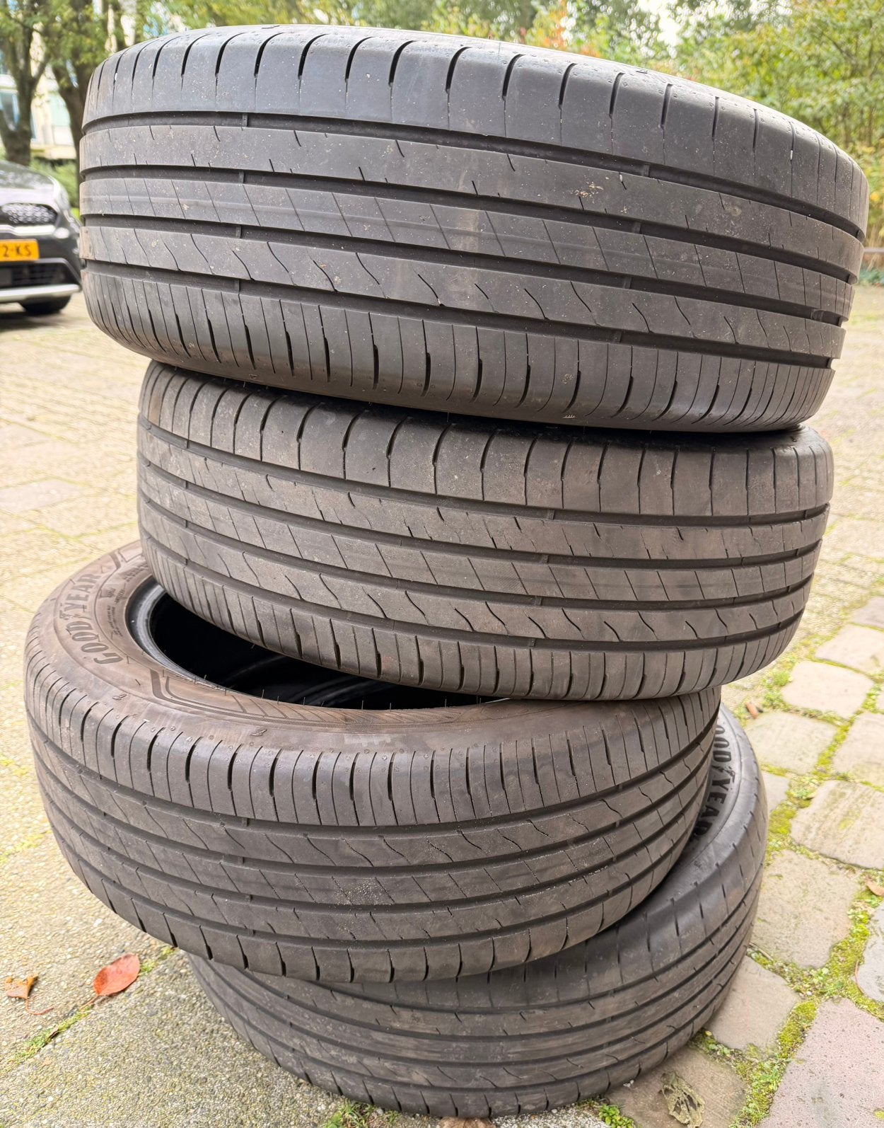 4x Good year 215/55R18 99V, Ophalen, 18 inch, Band(en), Personenwagen