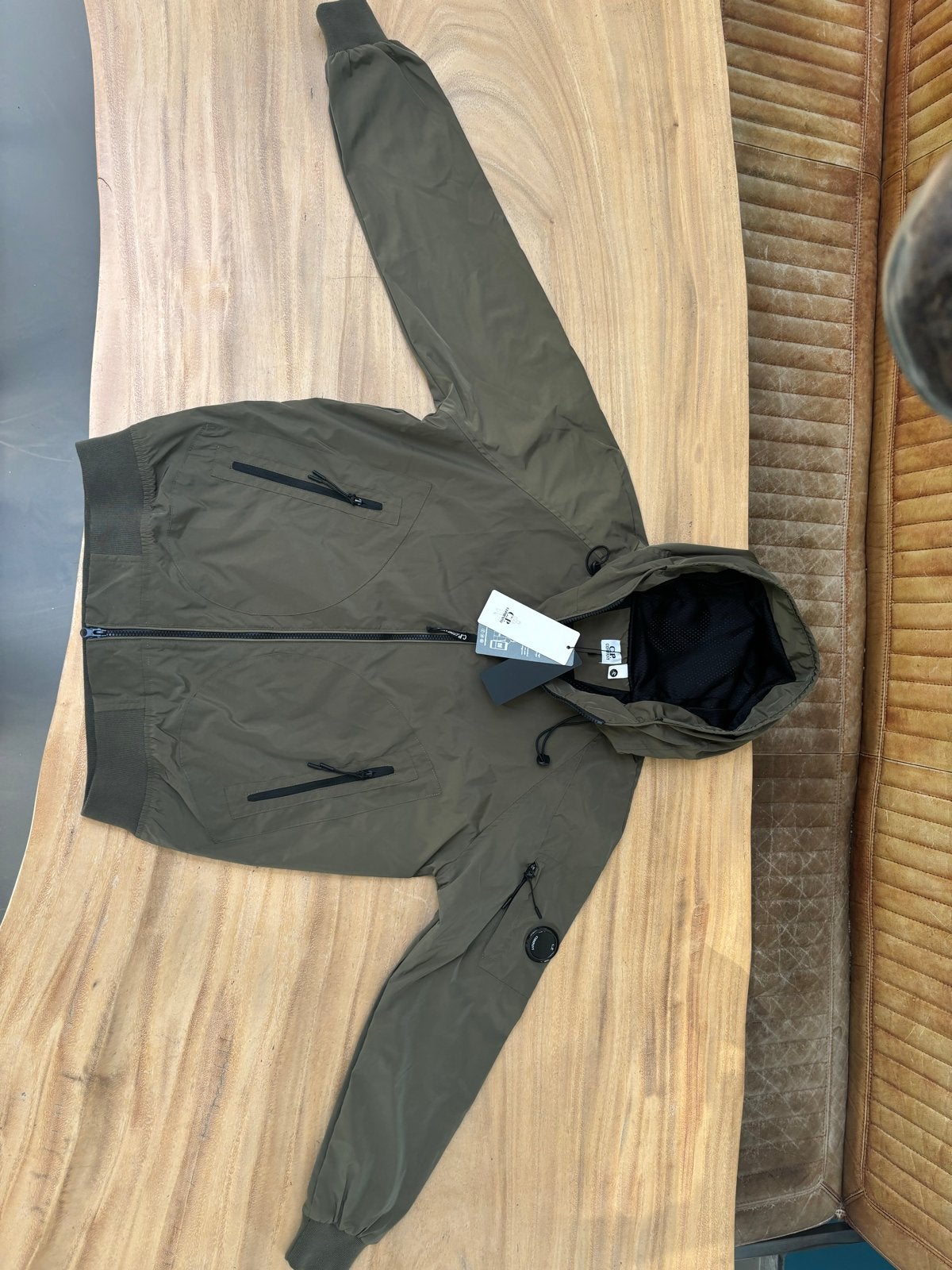 CP Company windbreaker maat M - Nieuw met kaartjes, Ophalen of Verzenden, Nieuw, Maat 48/50 (M)