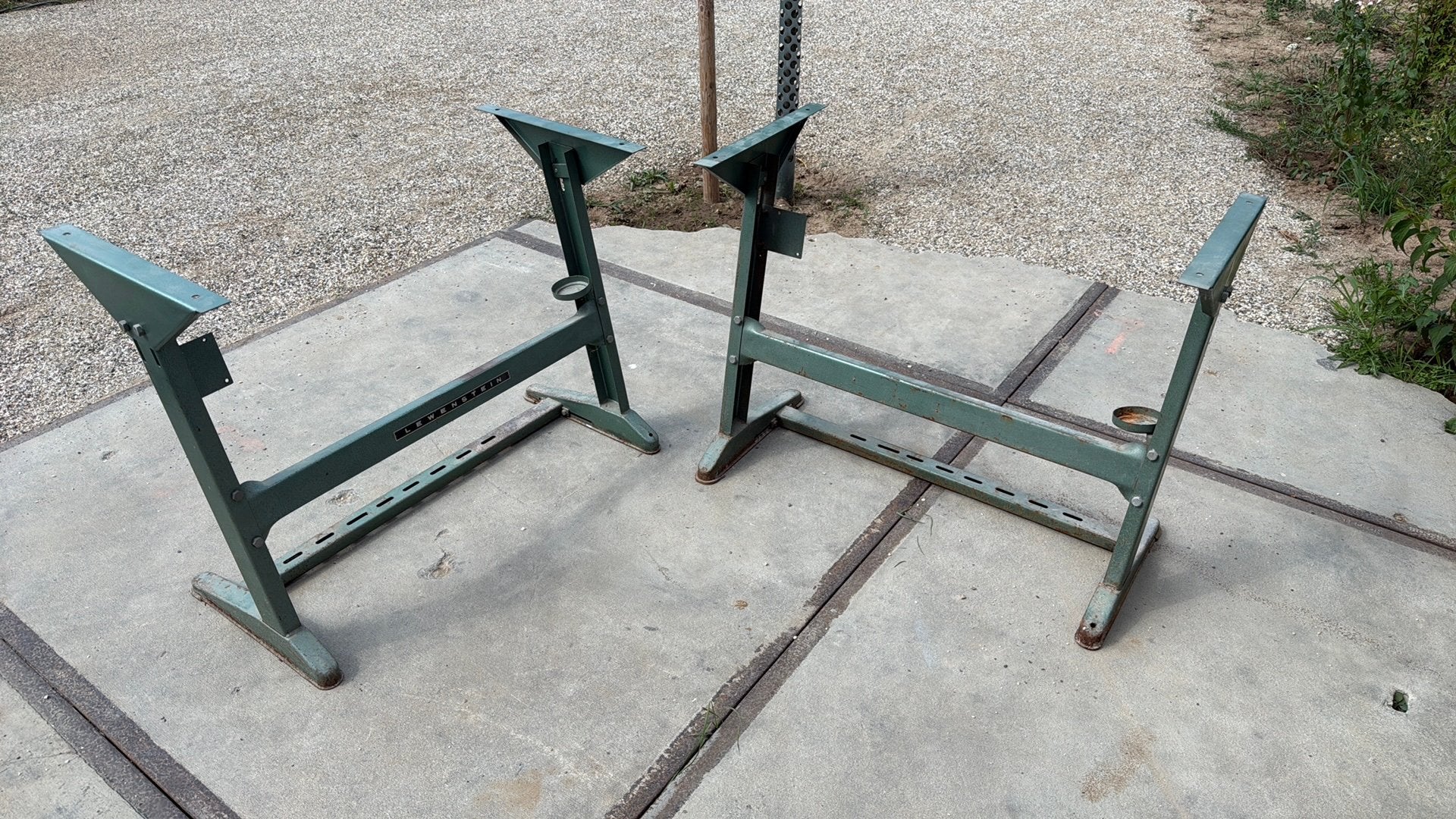 2 naaimachine onderstellen - groen - Lewenstein, Ophalen