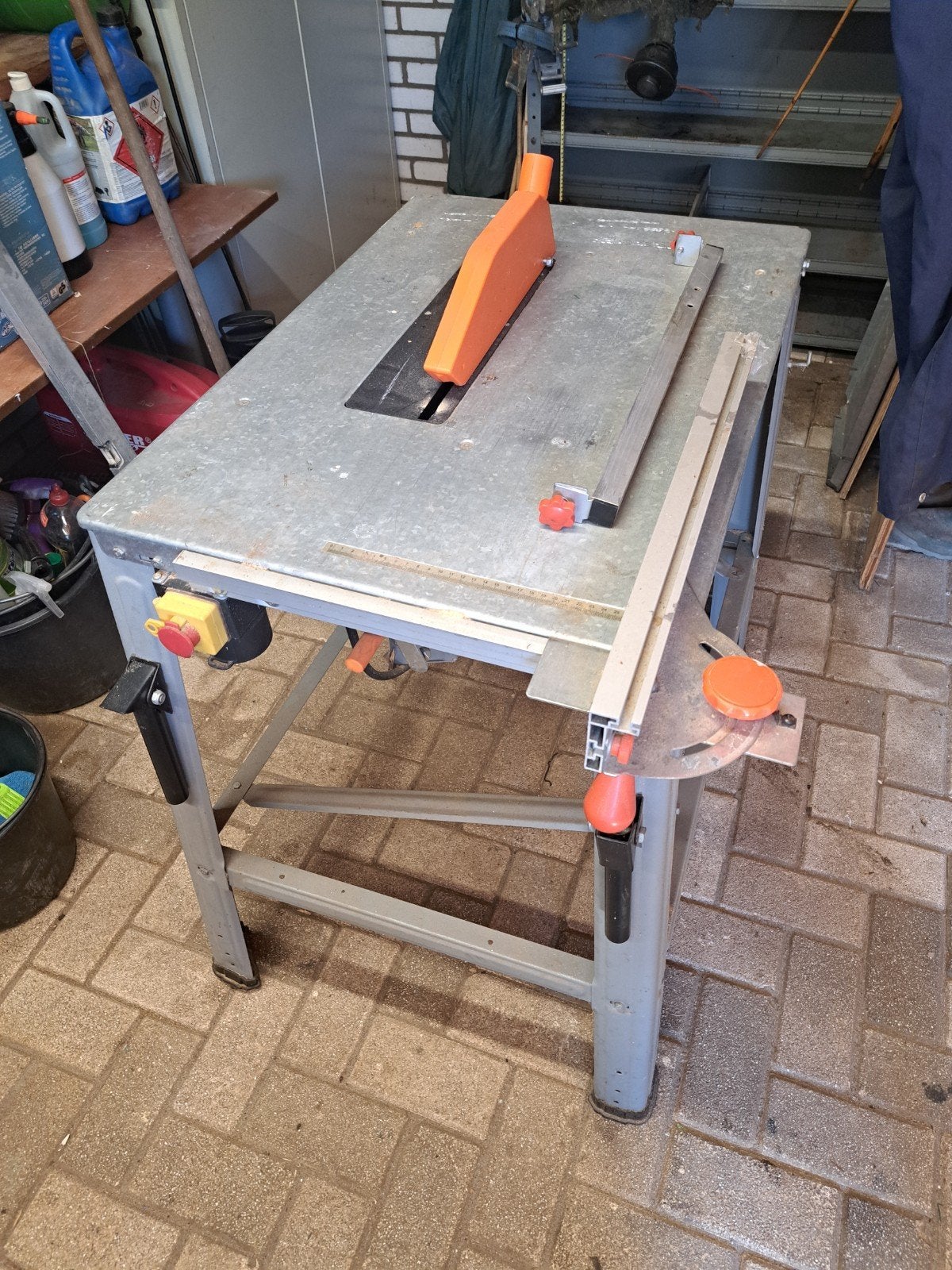 Degelijke Tafelzaag / Cirkelzaag met Uitbreidbaar Blad, Doe-het-zelf en Verbouw, Gereedschap | Zaagmachines, Ophalen, Gebruikt