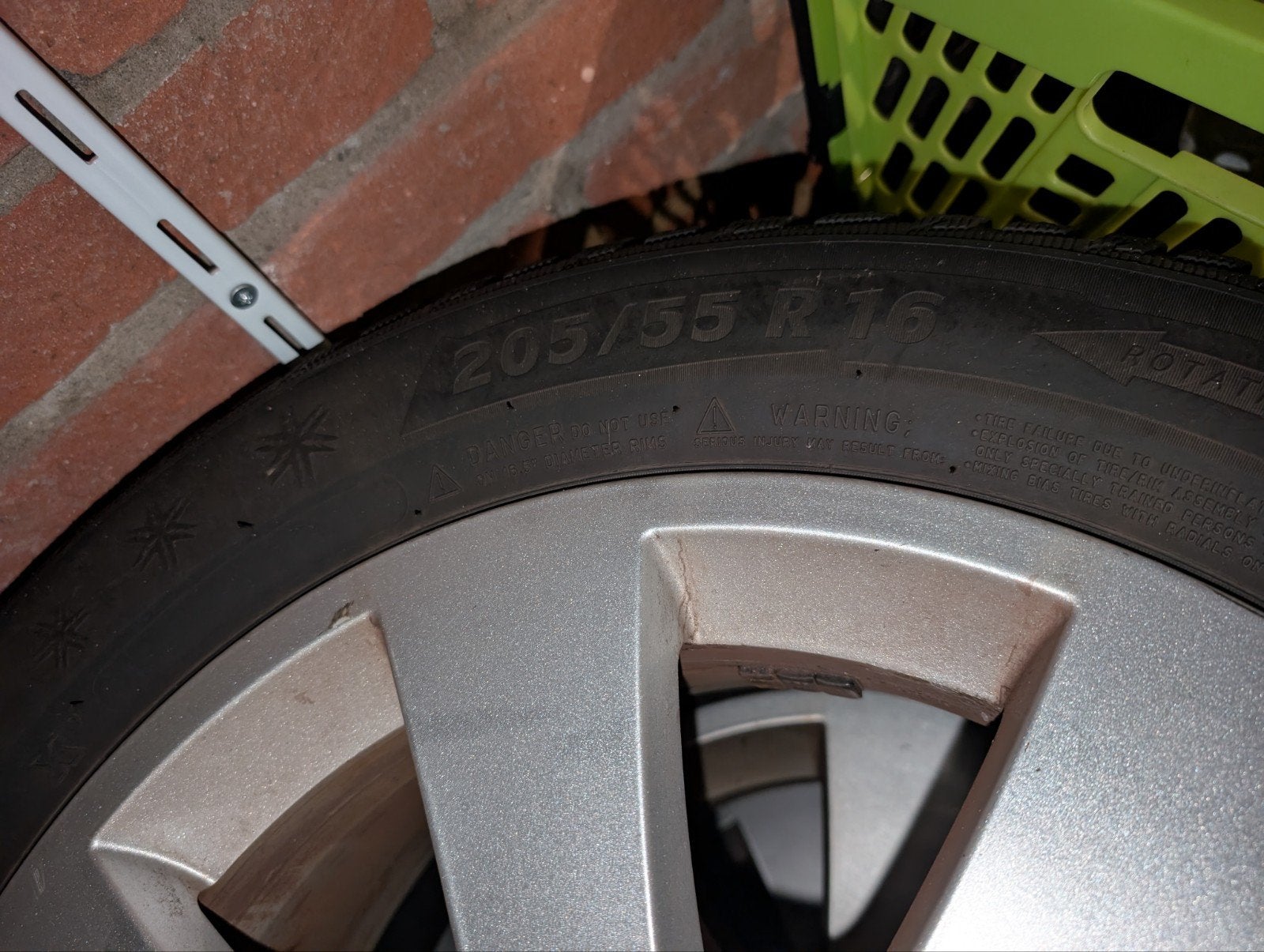 Winterbanden met lichtmetalen velgen - 205/55 R16, Ophalen, Gebruikt, 16 inch, Banden en Velgen