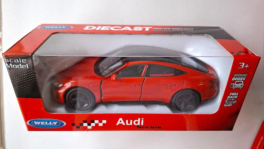Welly, Audi RS e-tron GT, deuren kunnen open, Rood, Ophalen, Nieuw, Auto