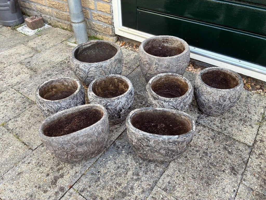 Set van 8 decoratieve bloempotten met bladmotief, Ophalen, Gebruikt, Rond, Binnen
