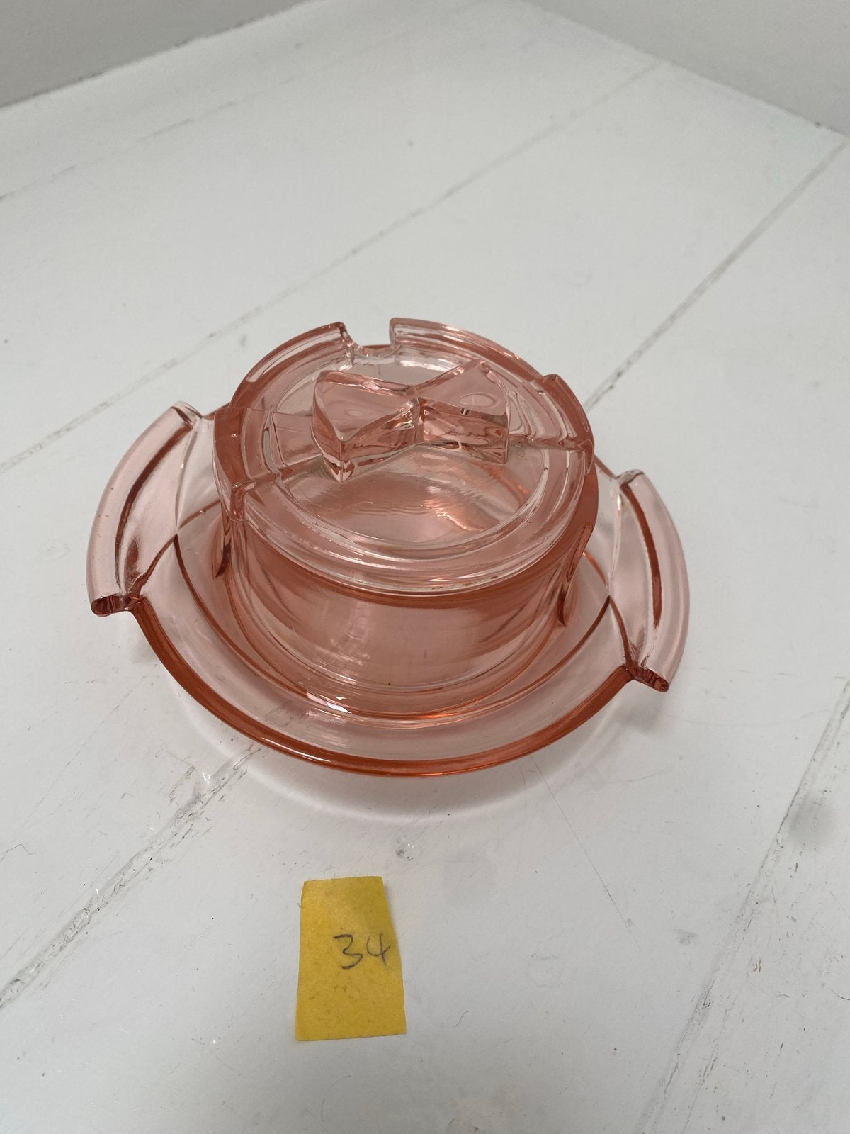 Roze glazen botervloot met deksel, Ophalen of Verzenden