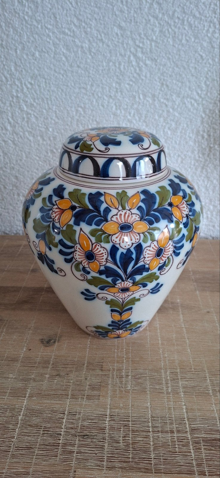 Makkum pot/vaas met deksel, Ophalen