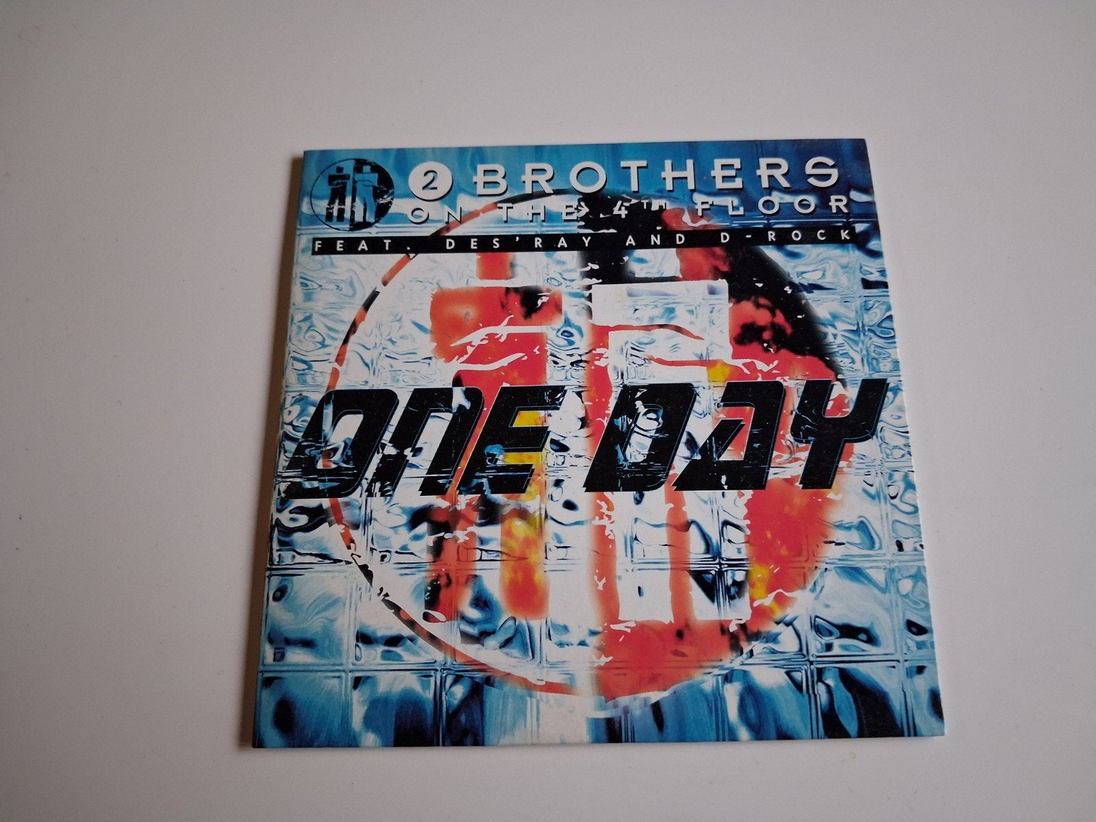2 Brothers on the 4th Floor-One day, Verzenden, Pop