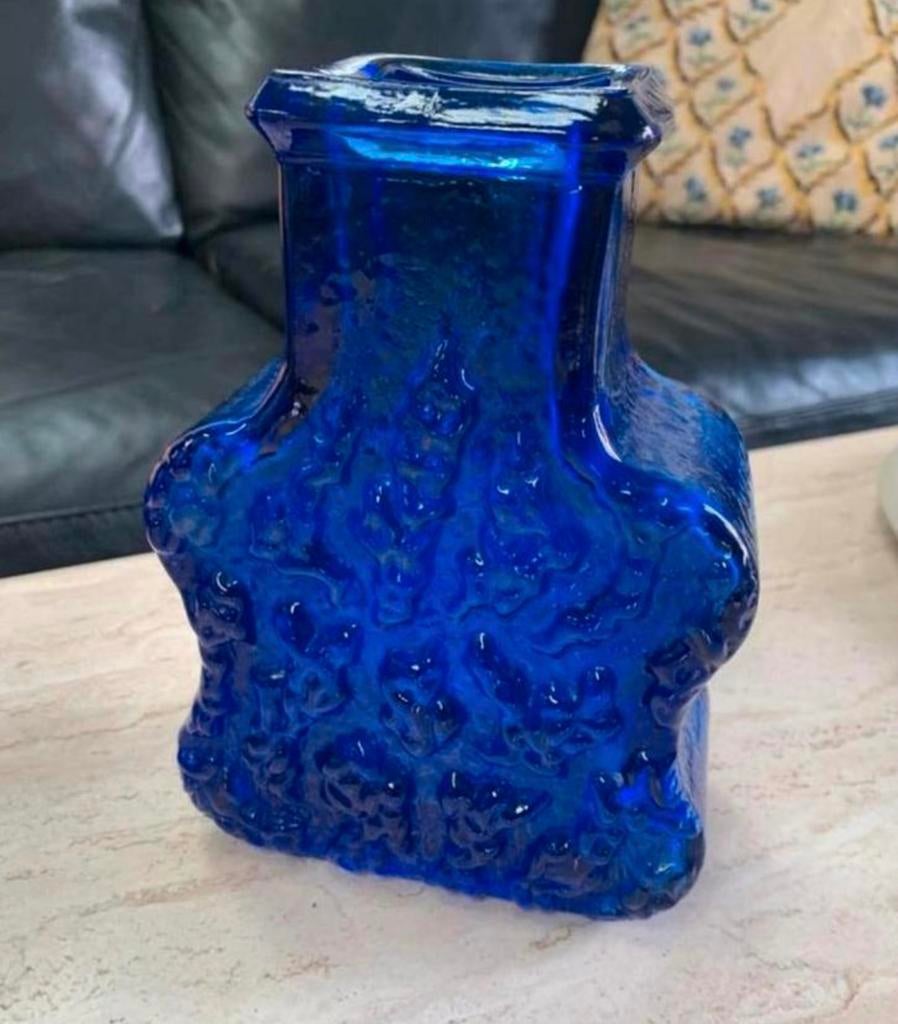Diepblauwe Vaas Persglas Door Lars Hellsten - Skruf Zweden, Ophalen of Verzenden