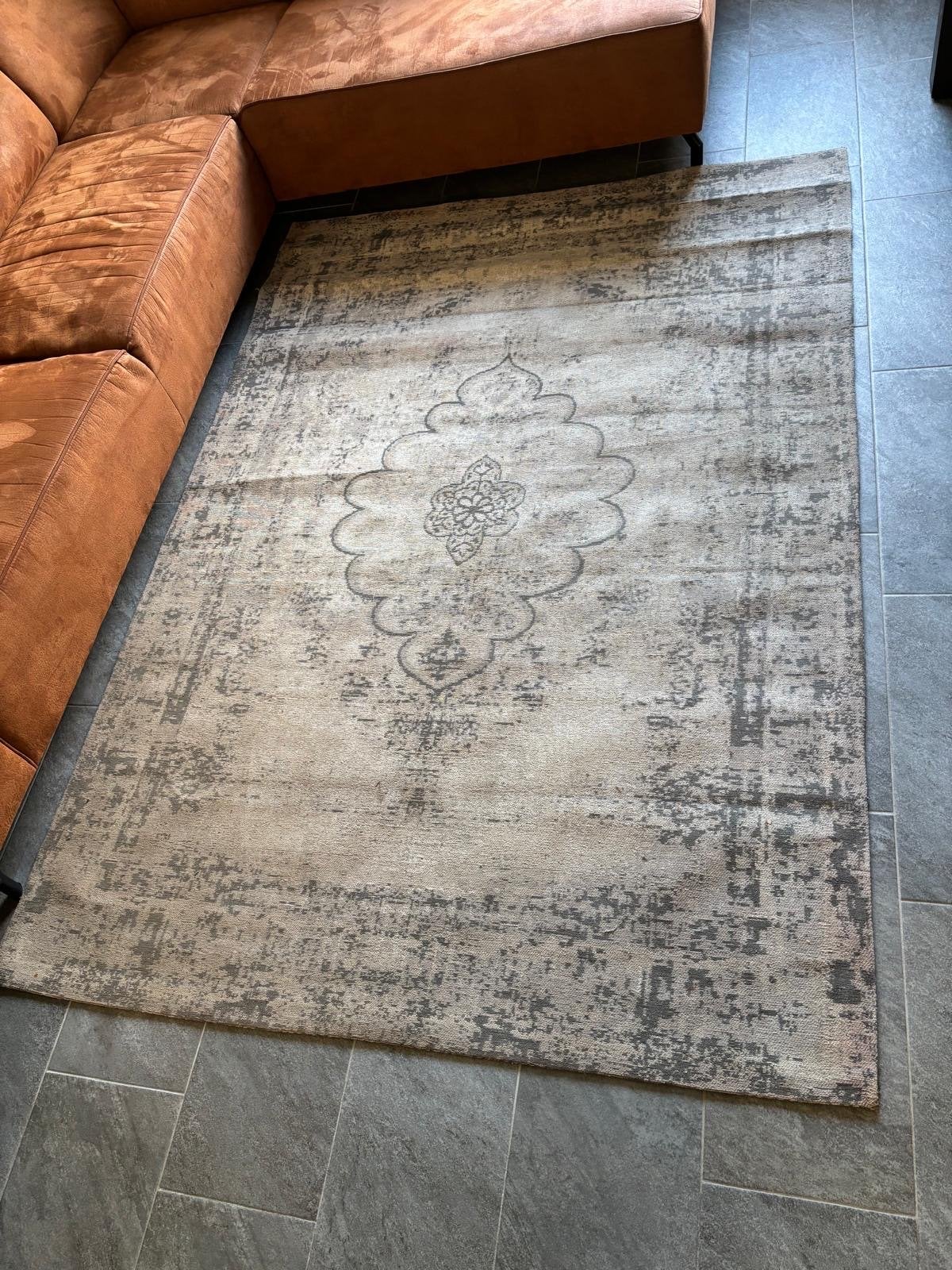BY-BOO Vloerkleed Flower Medallion 170x240 cm - Grijs, Huis en Inrichting, Ophalen, 150 tot 200 cm, 200 cm of meer, Zo goed als nieuw