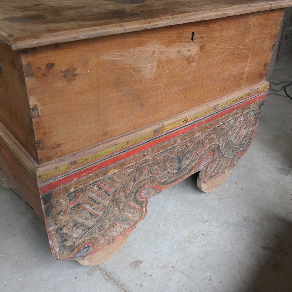 Gerobok: grote kist kast dressoir commode Indonesie GB2 java