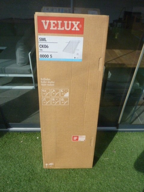 Nieuw Velux elektrisch rolluik / SML CK06 ( 55 x 118 )., Ophalen of Verzenden, Nieuw, 50 tot 100 cm, 100 tot 150 cm