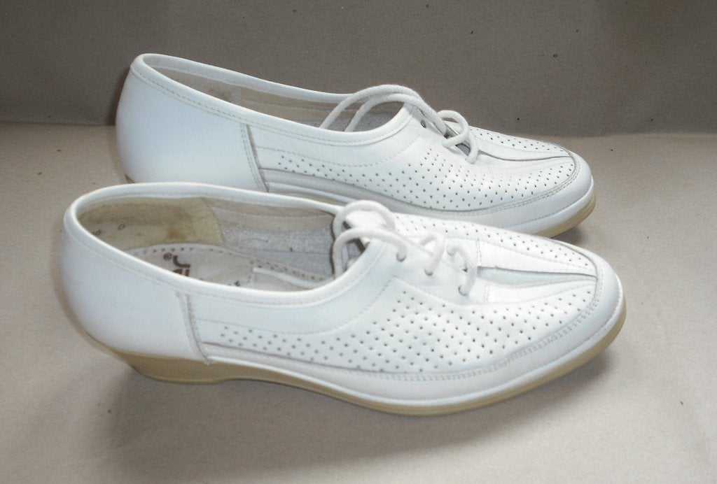 veterschoenen  maat 38 (UKmaat 5) merk : Rieke, Kleding | Dames, Wit, Overige typen, Ophalen of Verzenden, Gedragen