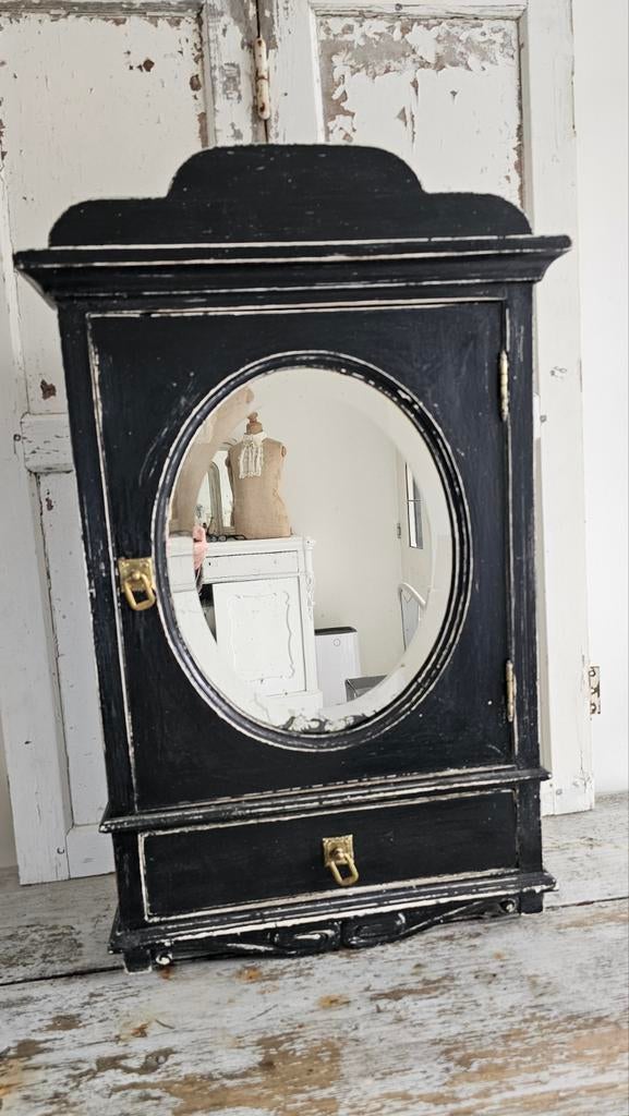 Oude wand spiegelkast, Ophalen of Verzenden