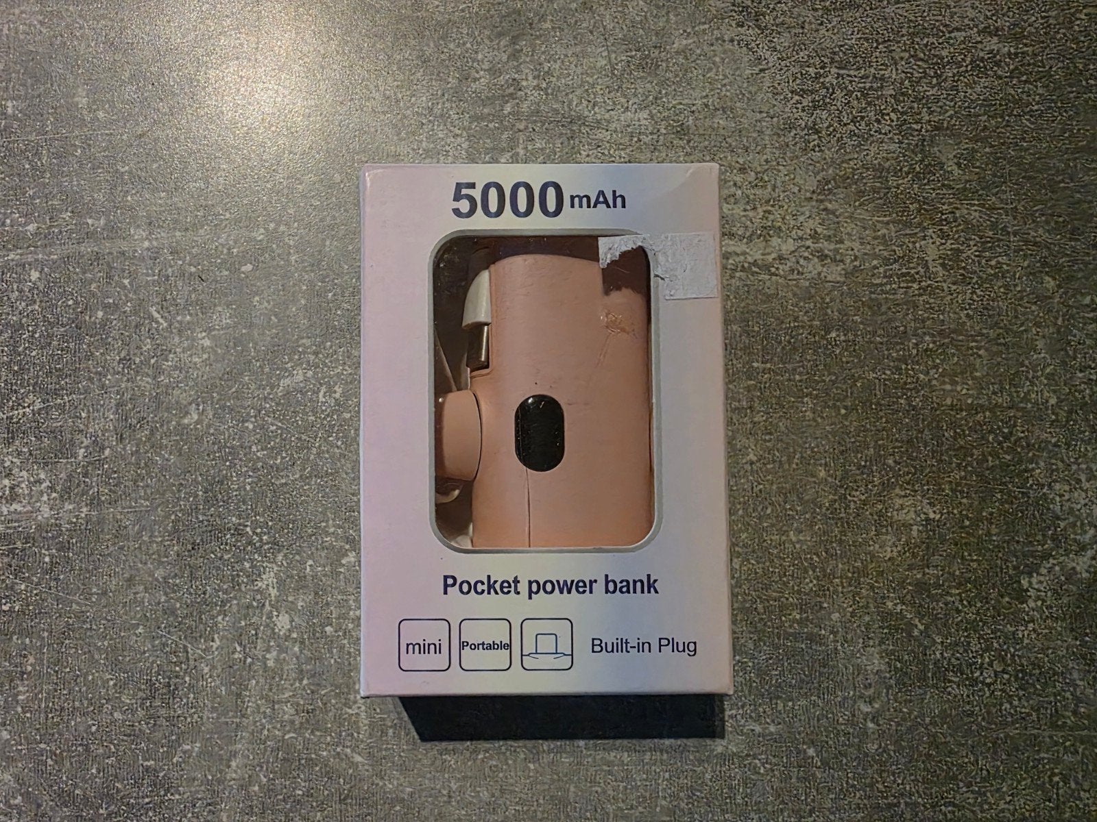 NIEUW: Mini Pocket Powerbank 5000 mAh - Ingebouwde Plug Roze, Onbekend, Nieuw, Ophalen of Verzenden, Onbekend