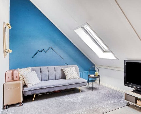 Slaapbank Sklum, Huis en Inrichting, Banken | Bankstellen, Ophalen, 150 tot 200 cm, Driepersoons, Zo goed als nieuw