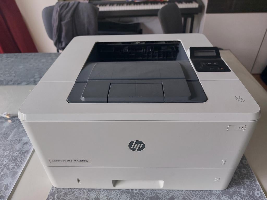 HP LaserJet M402dw (inclusief 2 toners), Zwart-en-wit printen, Gebruikt, Printer, Draadloos