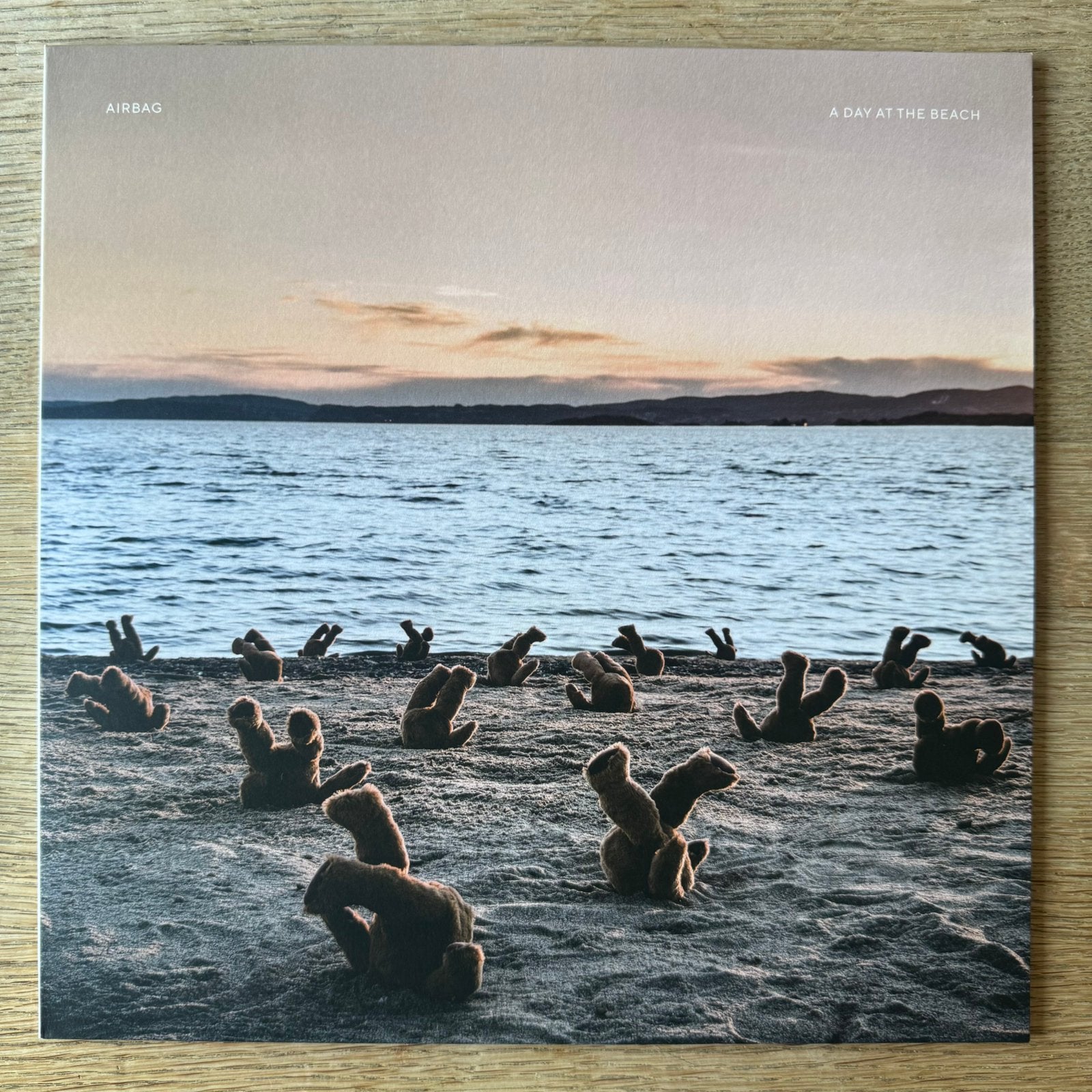 Airbag A Day At The Beach LP Vinyl 2020 Norway Limited Ed., Progressive, 2010 - 2019, Ophalen of Verzenden, Zo goed als nieuw