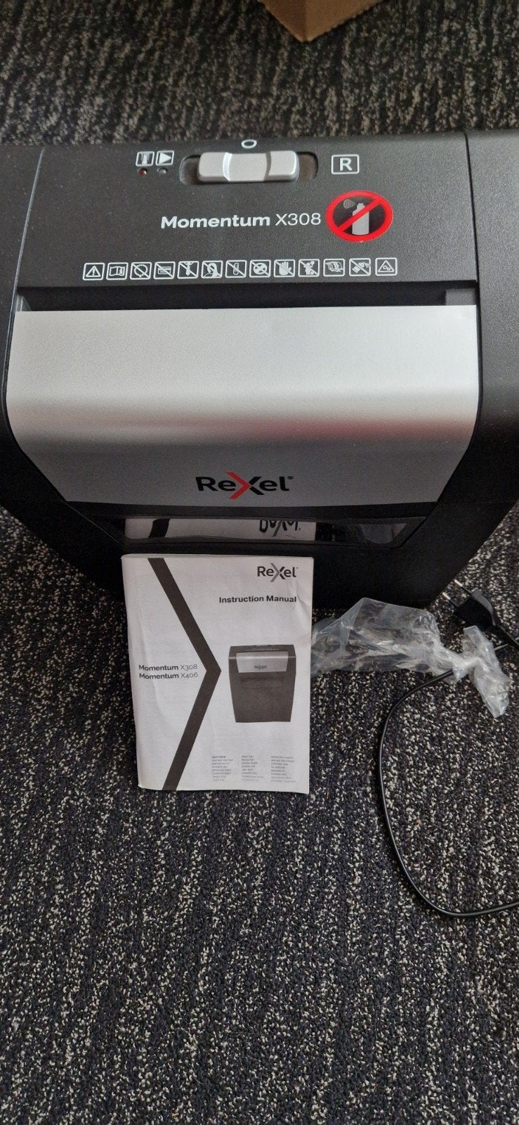 papiervernietiger Rexel Momentum, Diversen, Ophalen of Verzenden, Zo goed als nieuw
