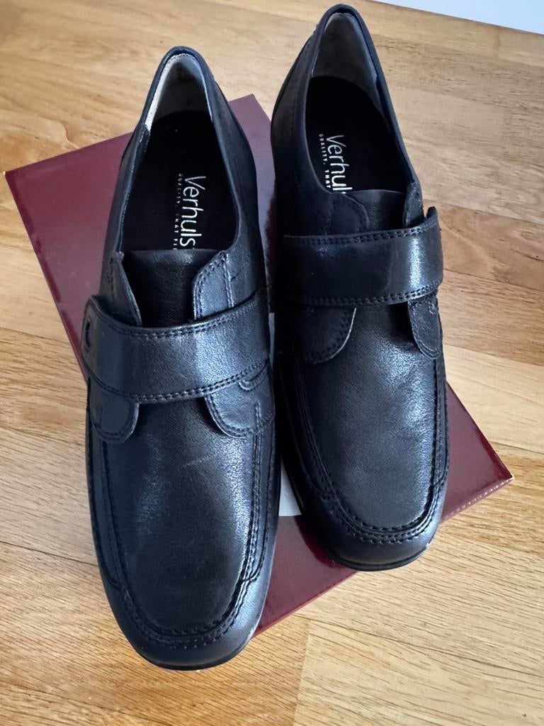 Nieuw in doos zwarte verhulst schoenen mt 39 met klittenband, Kleding | Dames, Schoenen, Schoenen met lage hakken, Zwart, Nieuw