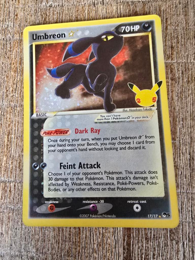 Pokemon Kaart Umbreon 17/17 Celebrations Classic Collection, Ophalen, Zo goed als nieuw, Losse kaart, Foil