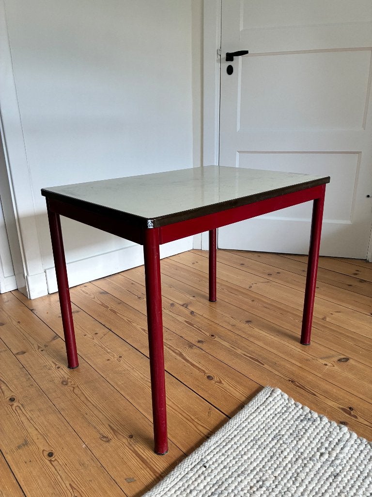 Schooltafel, staal en formica blad, Ophalen, 50 tot 100 cm, Zo goed als nieuw, School tafel