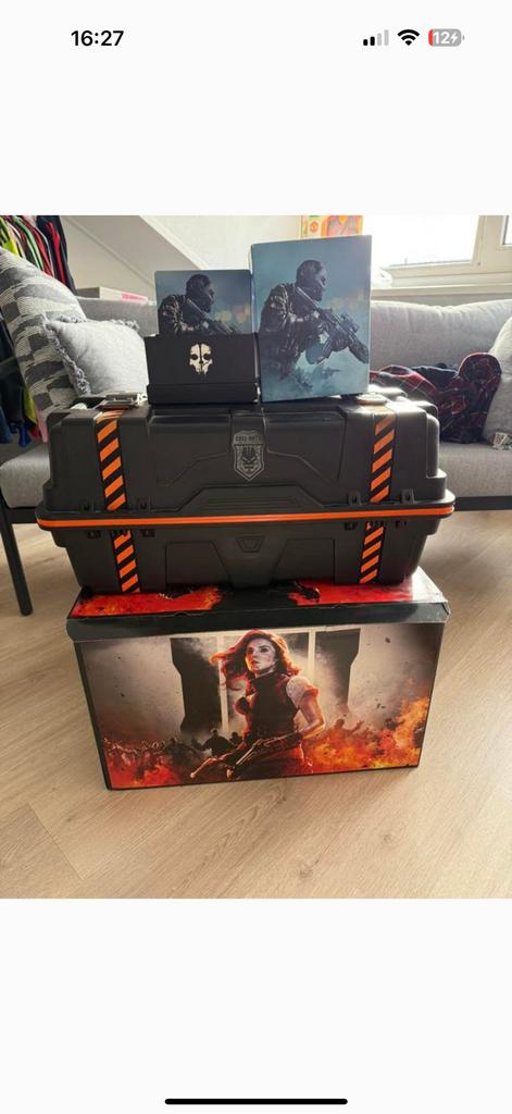 Call of duty collectors set, Ophalen of Verzenden, Zo goed als nieuw, Met 1 controller, Original