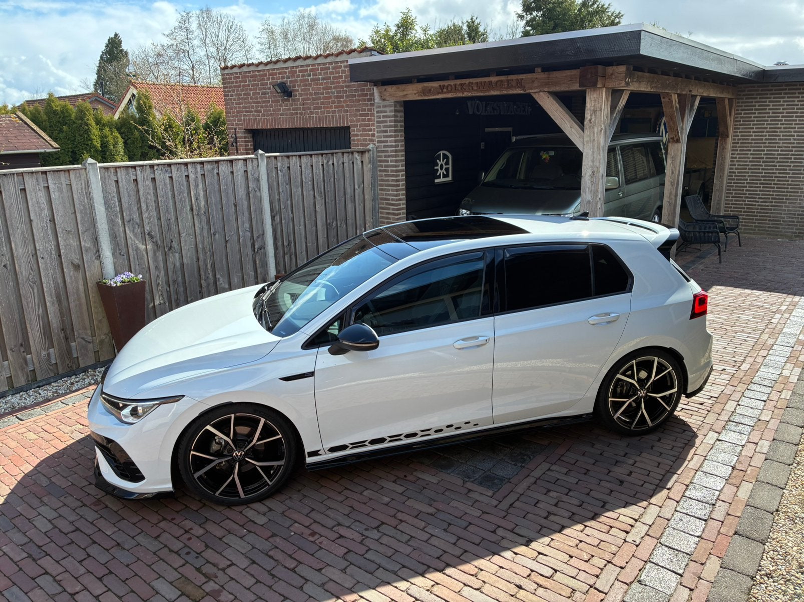 Volkswagen Golf R-line 1.5 Etsi 150pk 7-DSG 2024 Wit, Bluetooth, Stof, 1498 cc, 4 cilinders