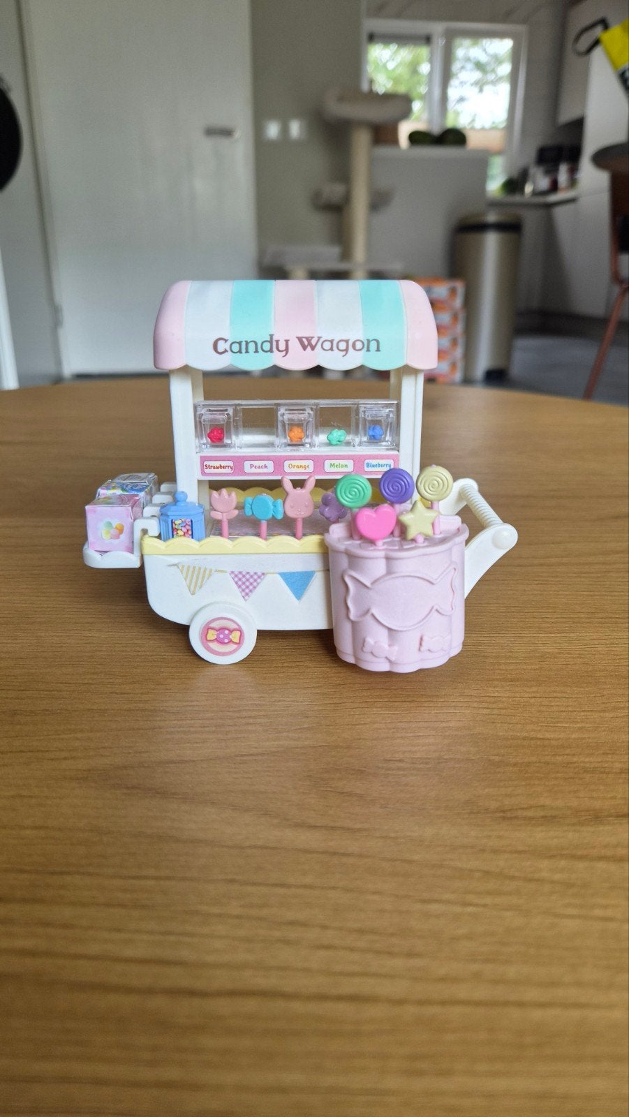 Mooie Sylvanian families snoepkraam, Ophalen, Zo goed als nieuw, Toebehoren