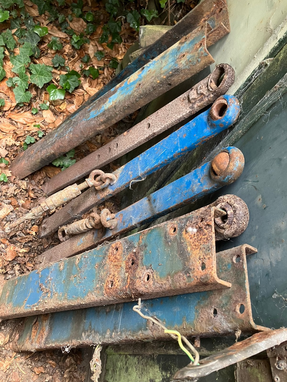 Ford major onderdelen, Ophalen