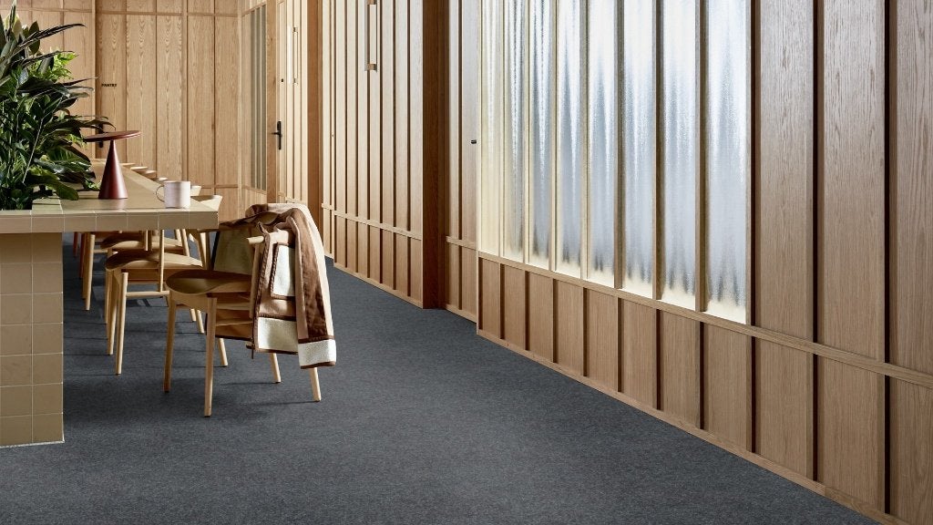 Superflor II Raven Interface grijze naaldvilt tapijttegels, 75 m² of meer, Nieuw, Ophalen of Verzenden, Tapijttegels