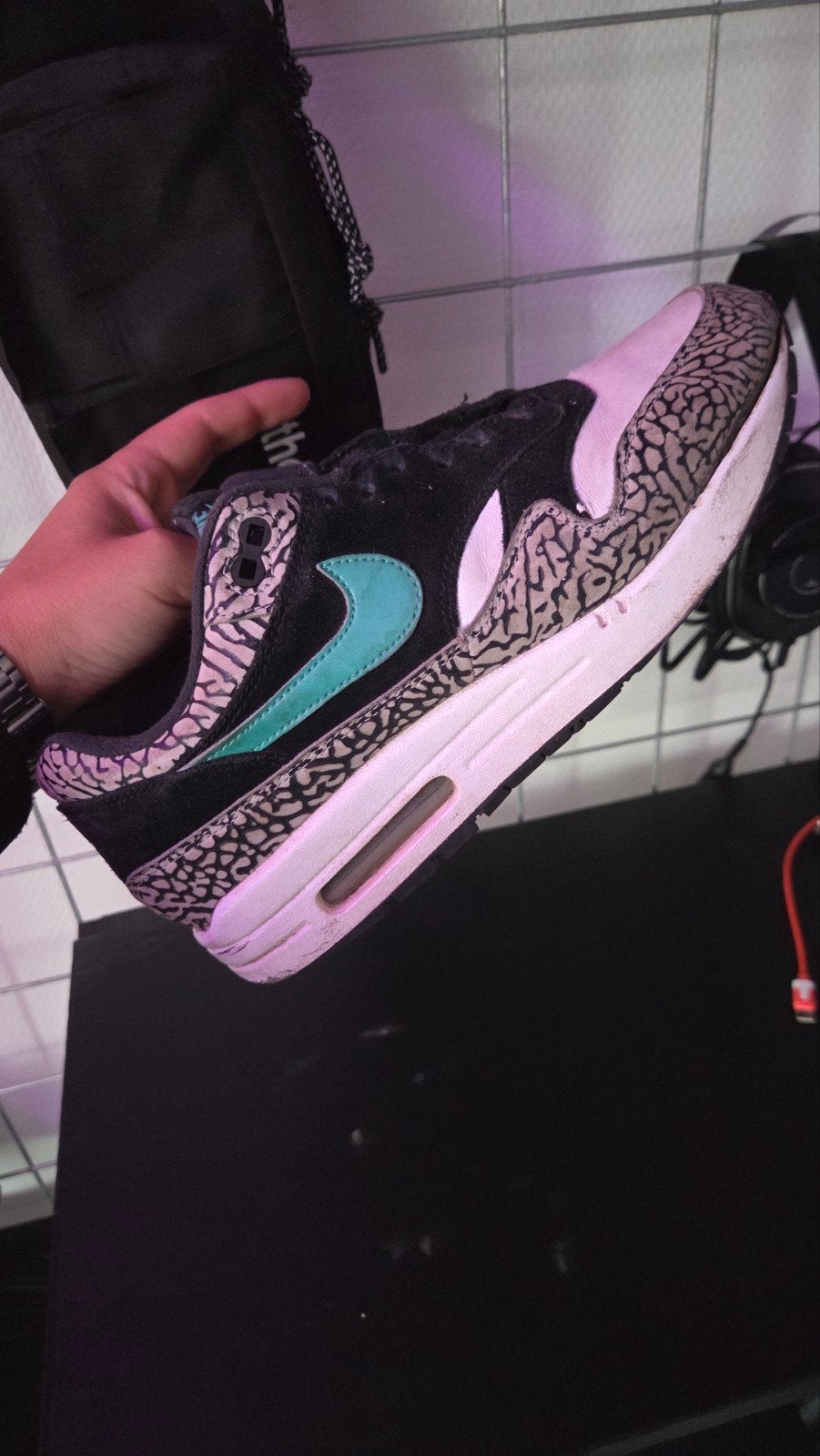 Nike Air Max 1 Elephant 41 (Gebruikt), Zwart, Nike, Ophalen of Verzenden, Sneakers of Gympen