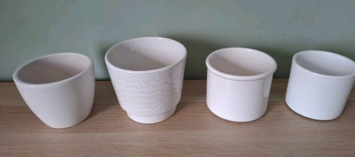 Witte plantpotten, bloempotten,, Tuin en Terras, Bloempotten, Rond, Binnen, Ophalen of Verzenden, Zo goed als nieuw