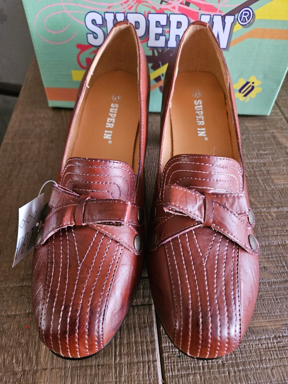 Bruine pumps met strik - Super In, Pumps, Bruin, Nieuw, Ophalen of Verzenden