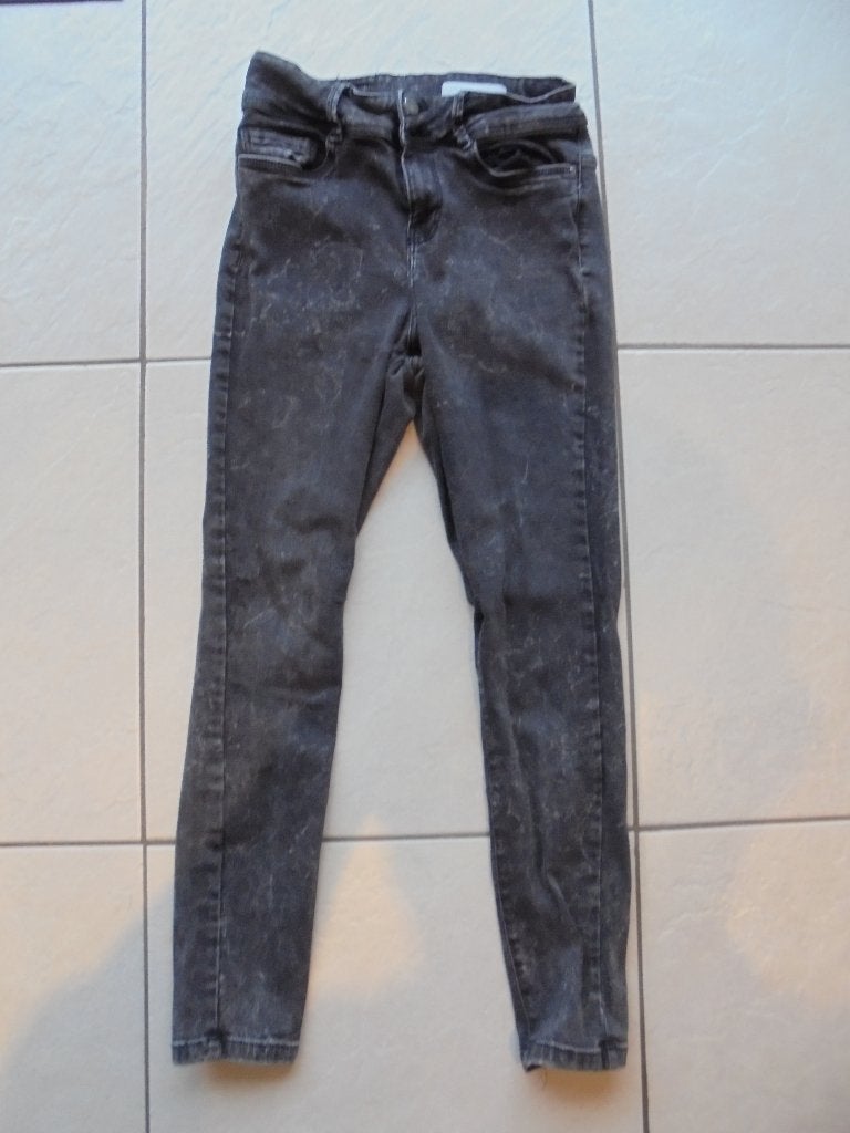 Noisy May spijkerbroek jeans maat 30, Ophalen of Verzenden, Zo goed als nieuw, W30 - W32 (confectie 38/40), Grijs