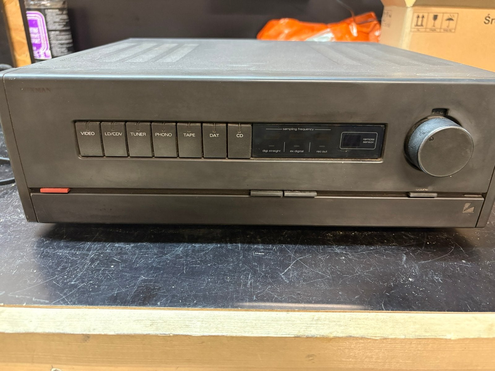 Luxman A-007 versterker - heeft onderhoud nodig, Ophalen, Gebruikt, Overige merken