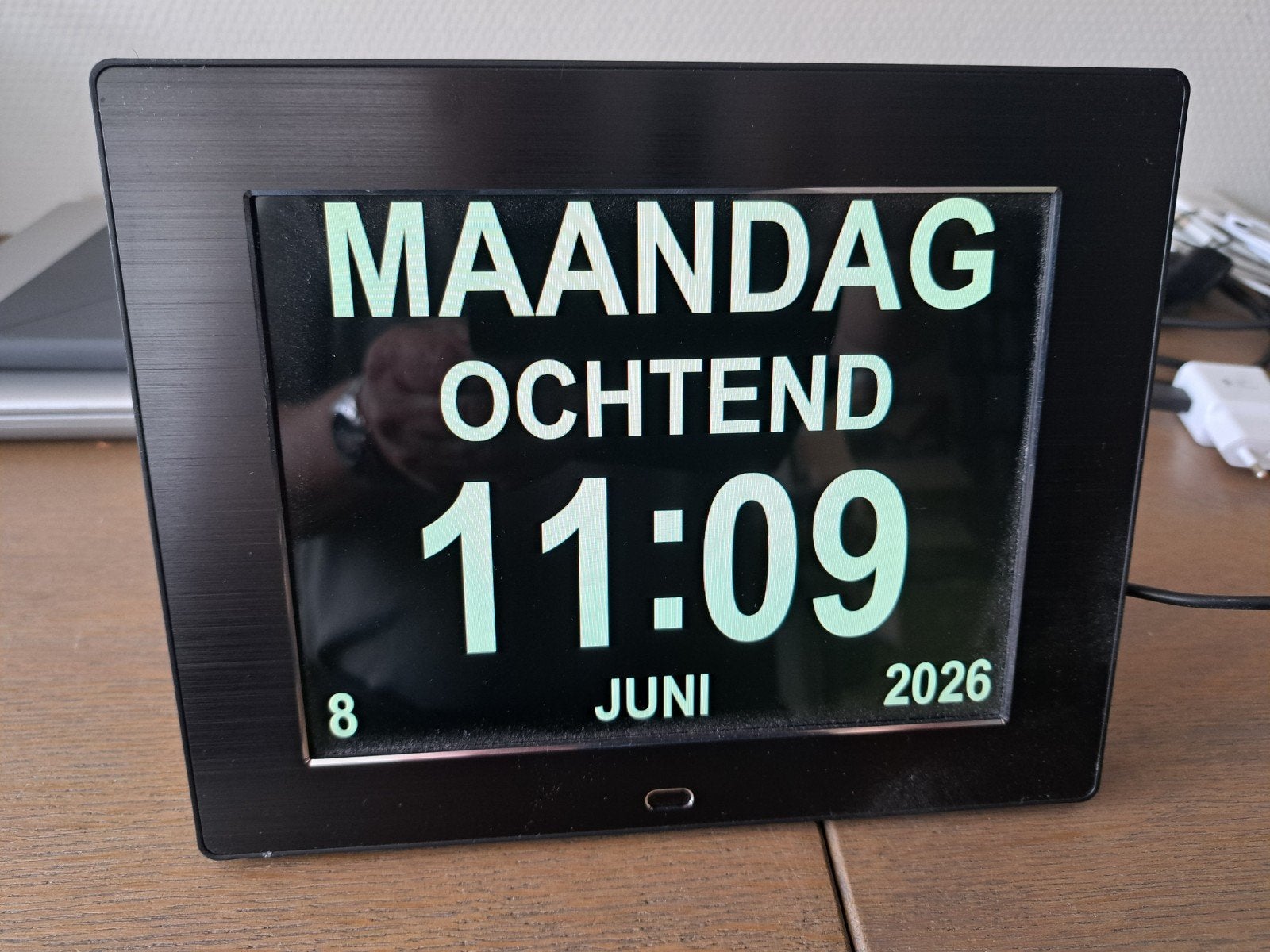 Dementie klok, Ophalen of Verzenden, Zo goed als nieuw, Digitaal, Wekker of Tafelklok