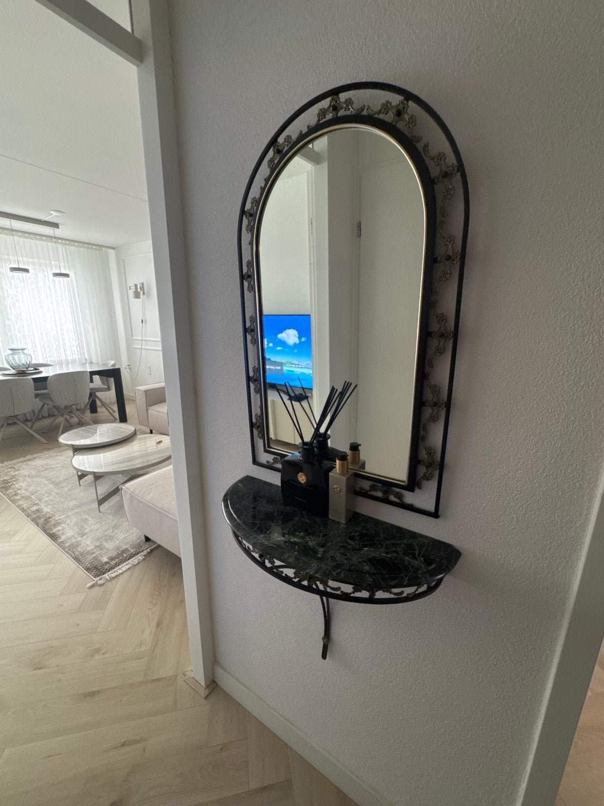 Antieke spiegel met marmeren console, Ophalen of Verzenden, Overige vormen, Minder dan 50 cm, 100 tot 150 cm