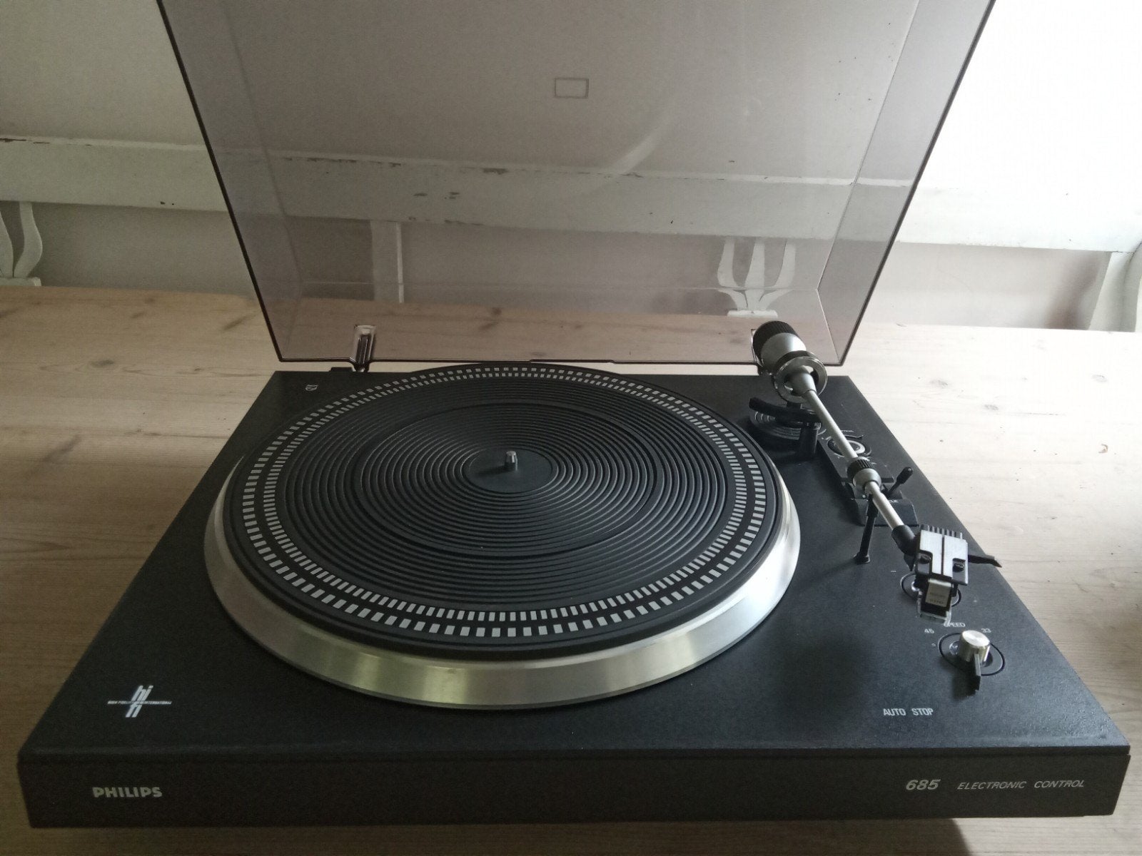 Philips 685 Electronic Control Platenspeler, Audio, Tv en Foto, Platenspelers, Zo goed als nieuw, Platenspeler, Philips, Pitch-regelaar