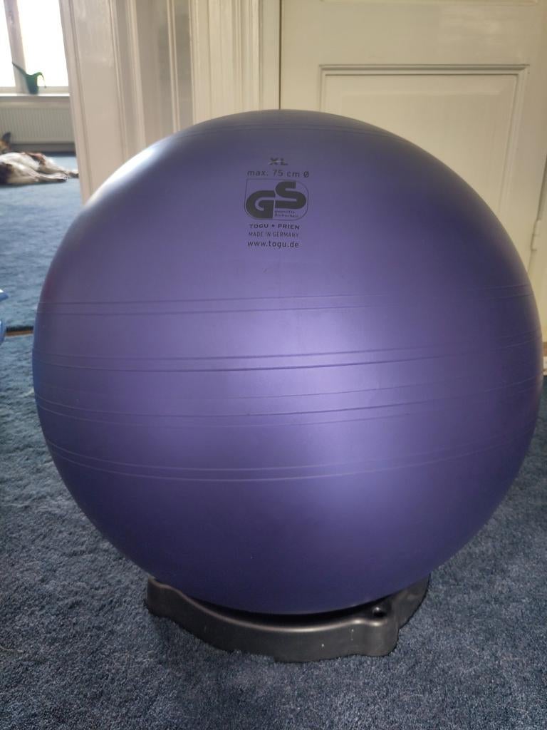 Togu Zitbal XL (75 cm) met stabiliteitsschaal, Sport en Fitness, Ophalen, Gebruikt, Buik, Fitnessbal
