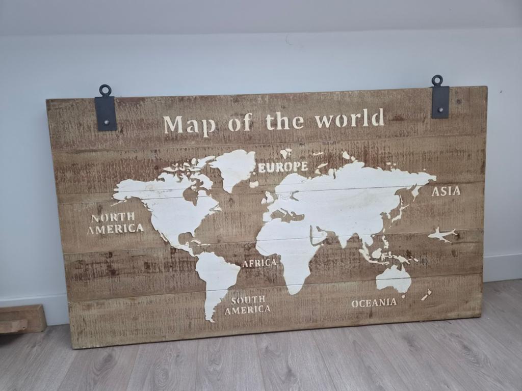 Houten map of the world, Huis en Inrichting, Ophalen