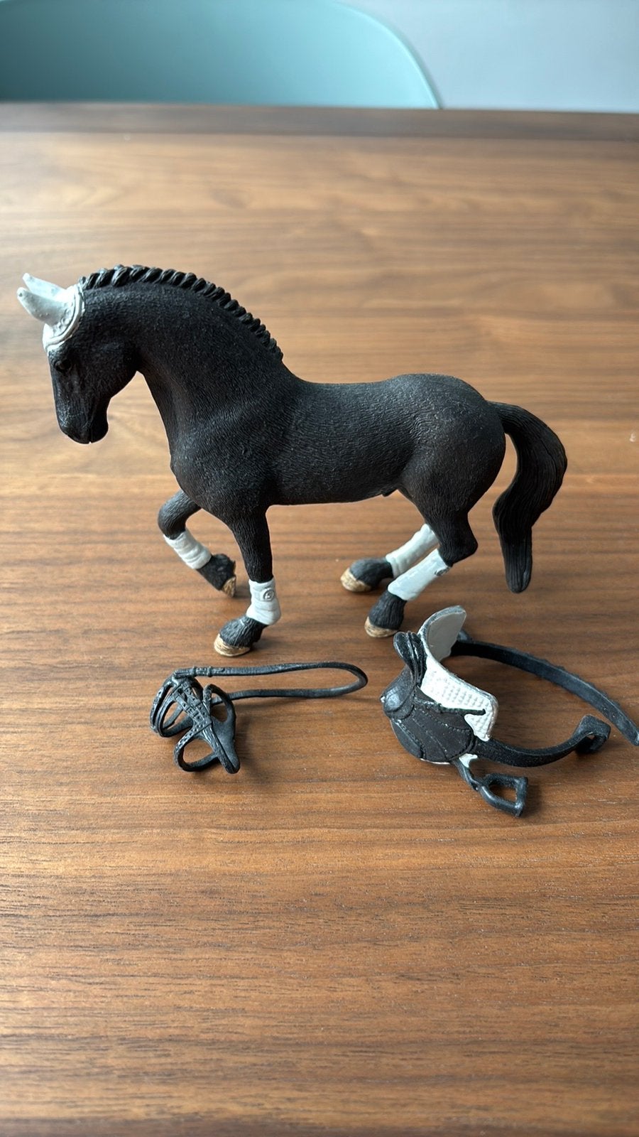 Schleich Friese Hengst 42457, Ophalen of Verzenden, Zo goed als nieuw, Paard, Beeldje of Figuurtje