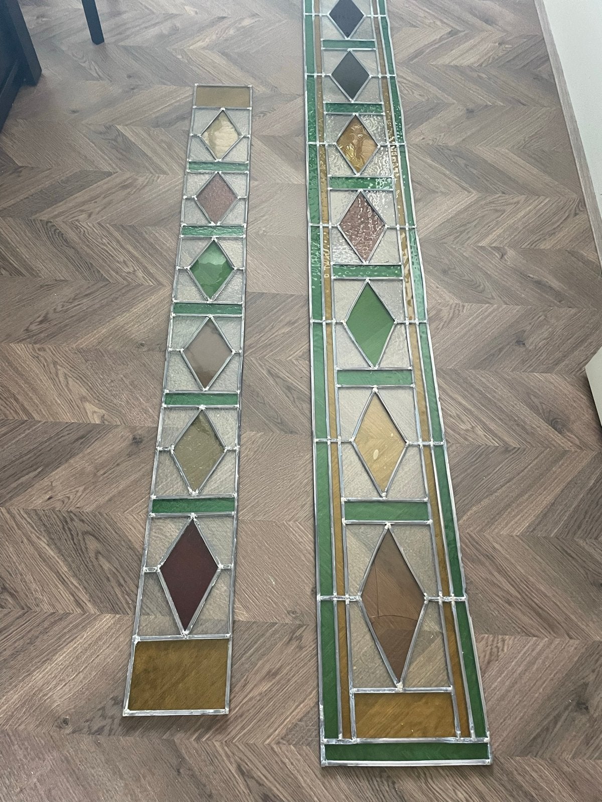 2x Glas in lood panelen - Vintage decoratie, Doe-het-zelf en Verbouw, Ophalen, Gevelraam of Ruit, Gebruikt, Minder dan 80 cm