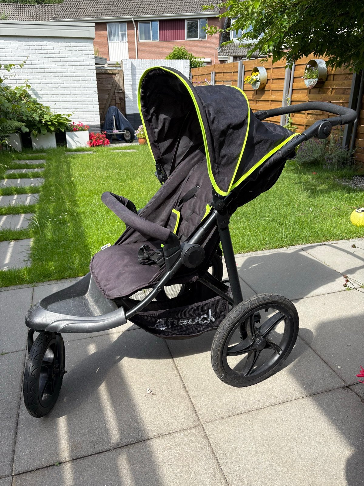 Hauck driewieler jogger buggy - Zwart met neon geel, Gebruikt, Verstelbare duwstang, Ophalen, Kinderwagen