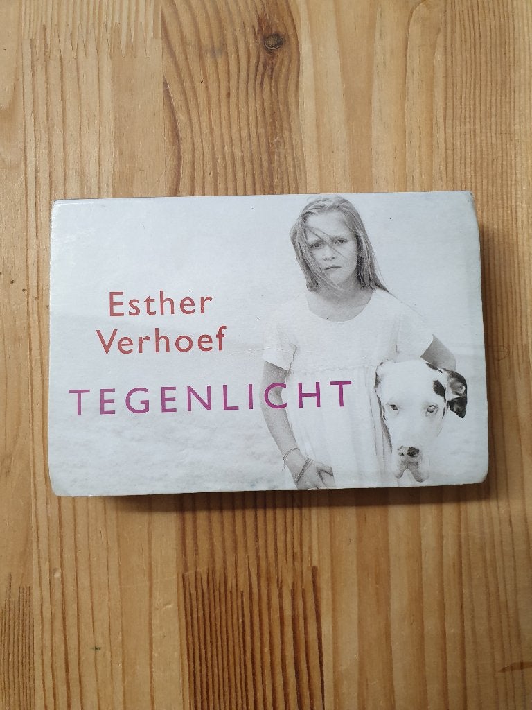 Boekje Dwarsligger nr 219 - Esther Verhoef - Tegenlicht, Ophalen of Verzenden, Gelezen