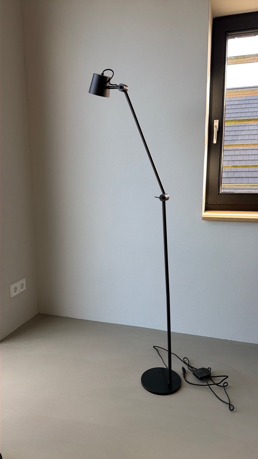 Karwei vloerlamp Denzel zwart, Ophalen, Gebruikt, Metaal, 100 tot 150 cm