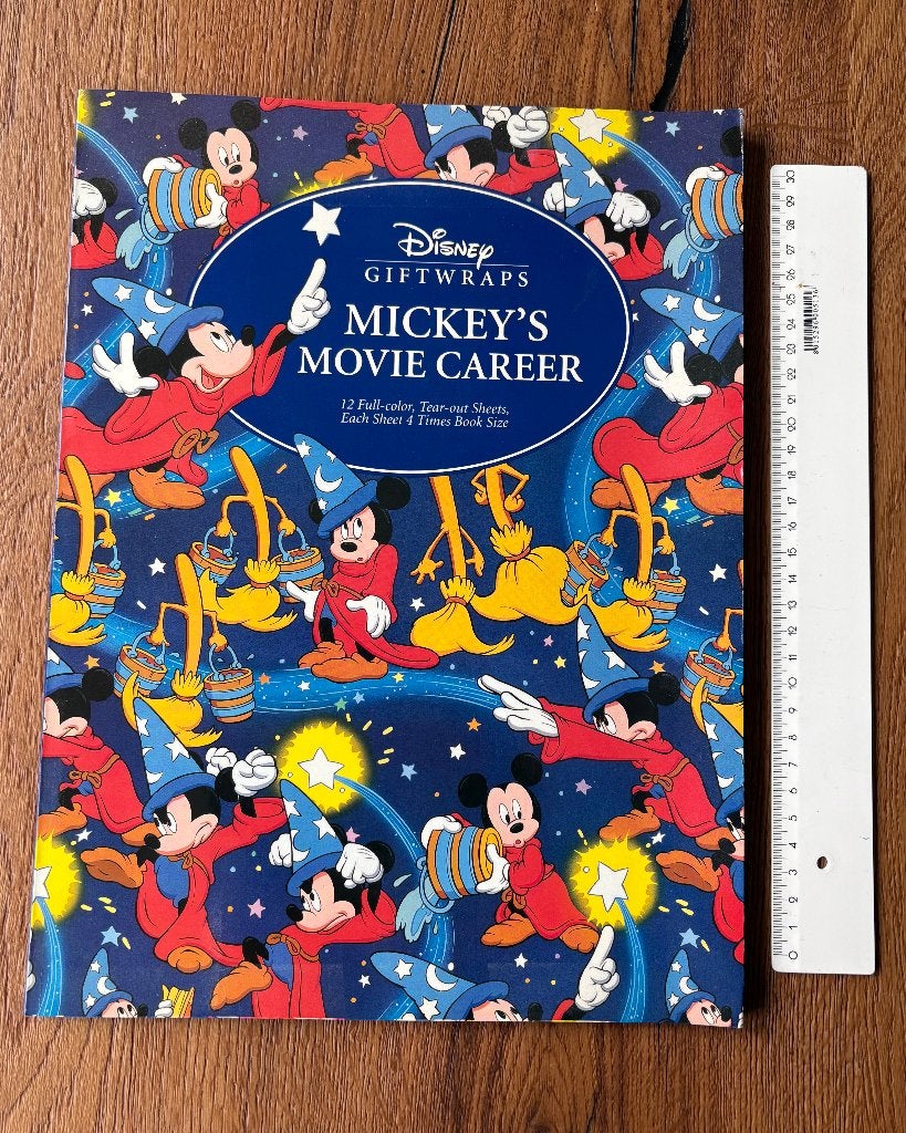 Mickey Mouse Movie Career cadeaupapier in boekvorm, Ophalen of Verzenden, Mickey Mouse, Zo goed als nieuw, Beeldje of Figuurtje