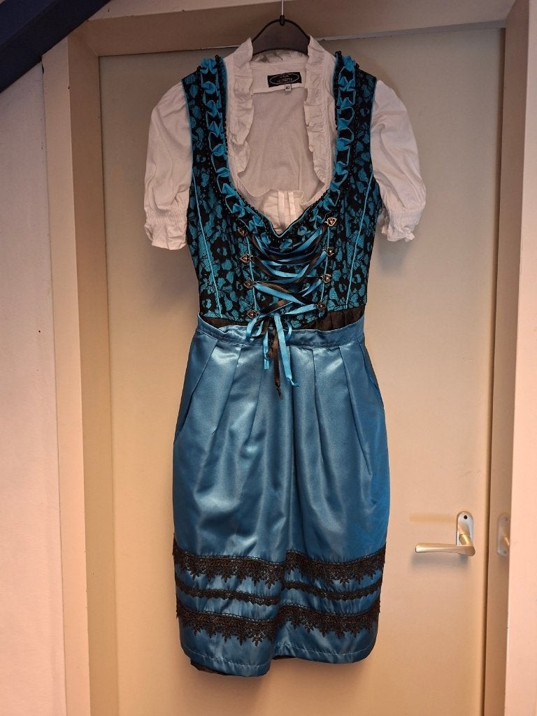 Oktoberfest Dirndl maat 40, Ophalen of Verzenden, Zo goed als nieuw, Kostuum, Overige
