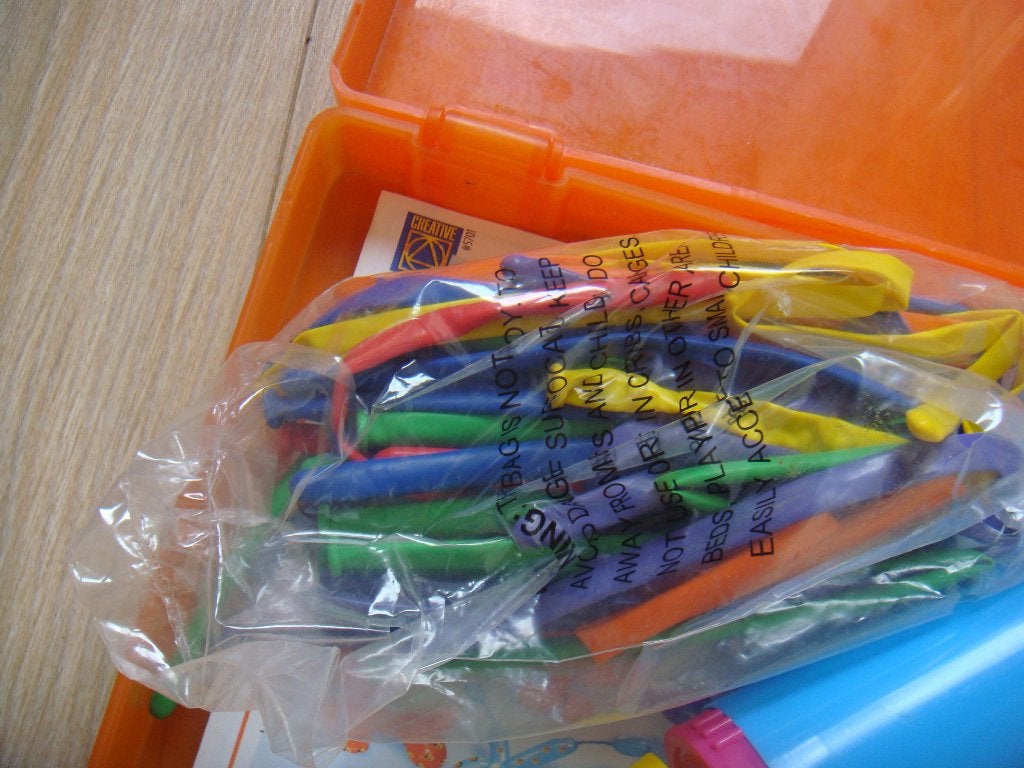 Speelgoed twisty balloon art koffertje ballonfiguren maken, Ophalen of Verzenden, Knutselen